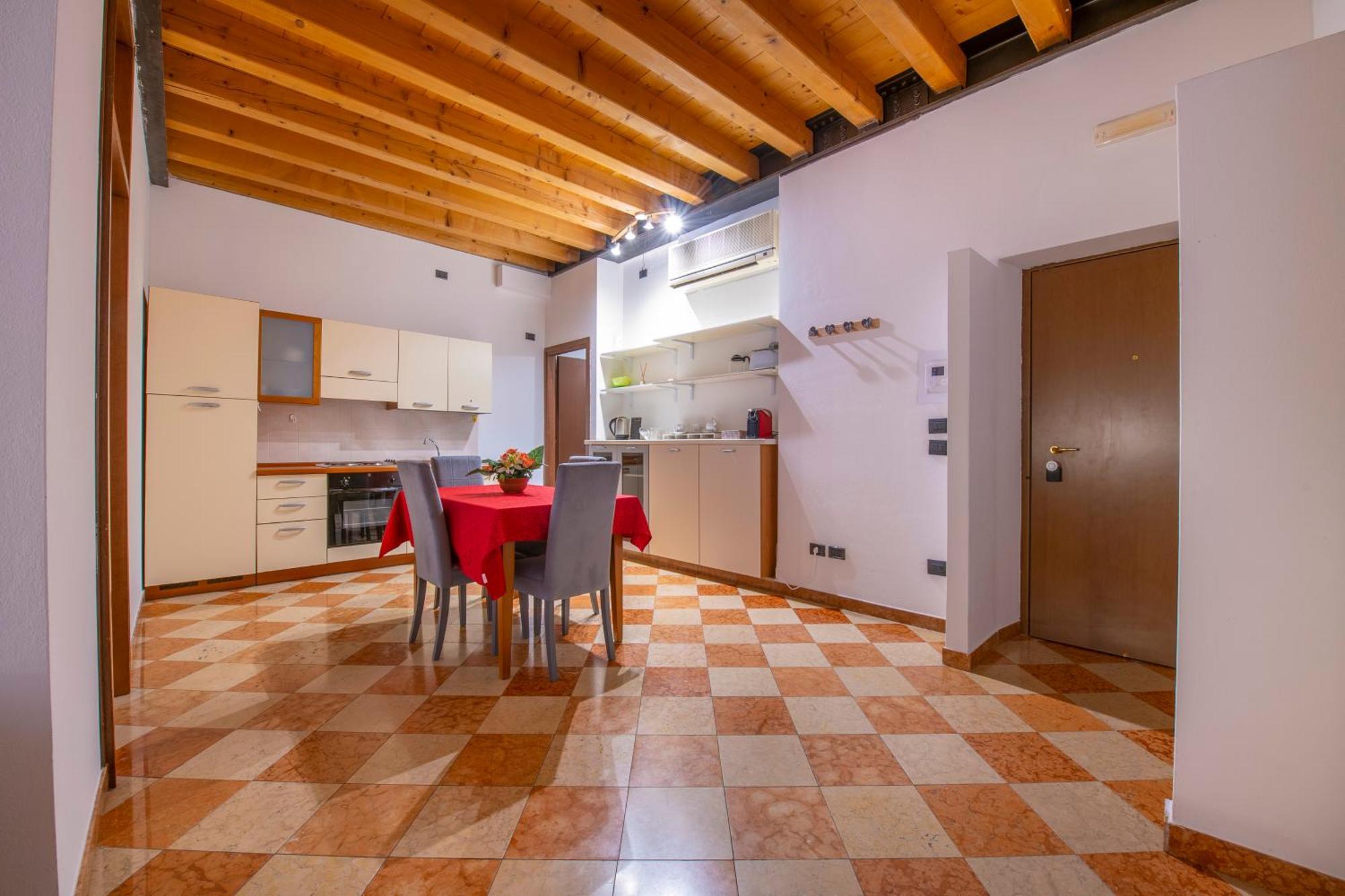 Palace Home Mazzini Верона Экстерьер фото