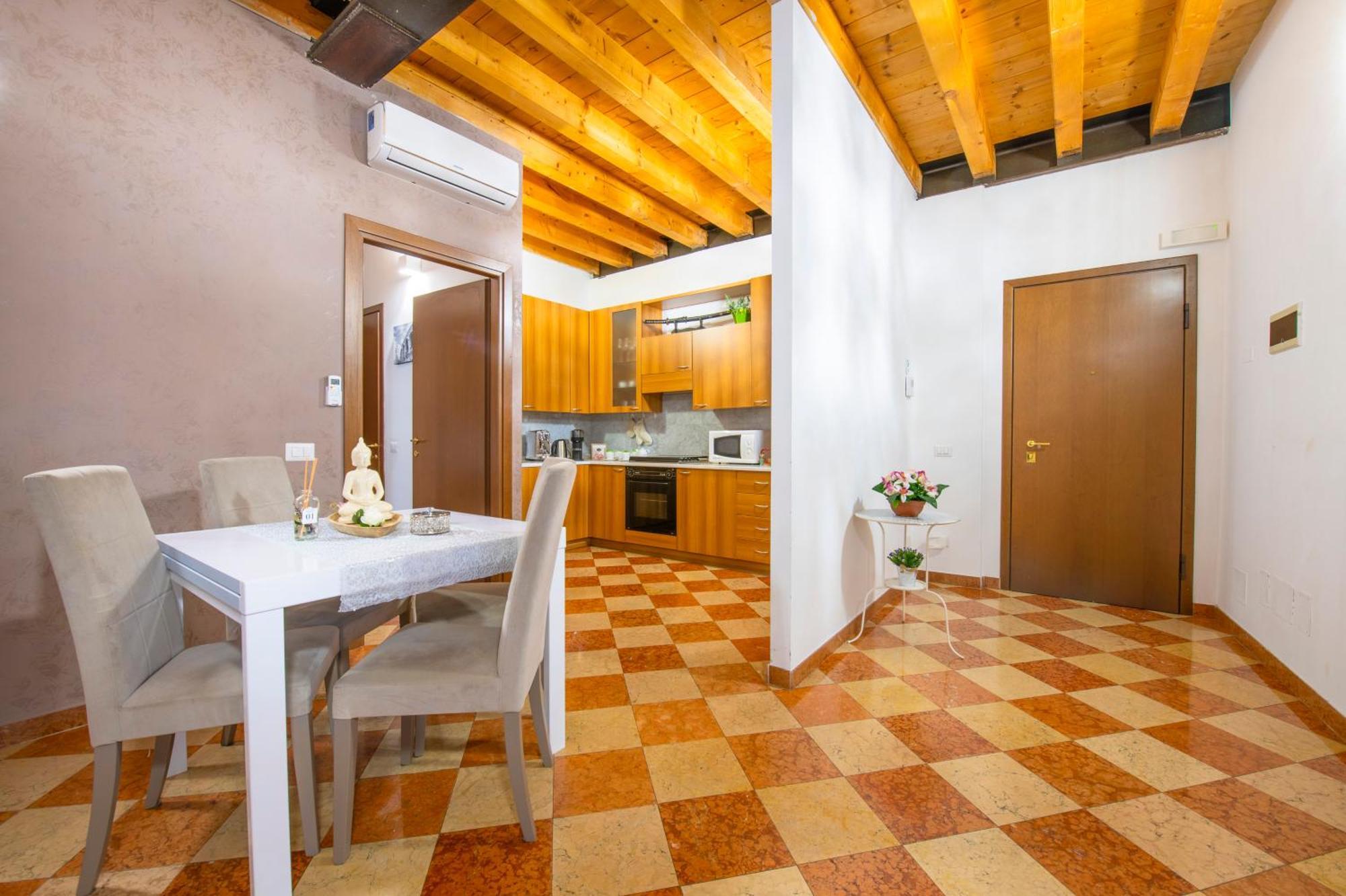 Palace Home Mazzini Верона Экстерьер фото